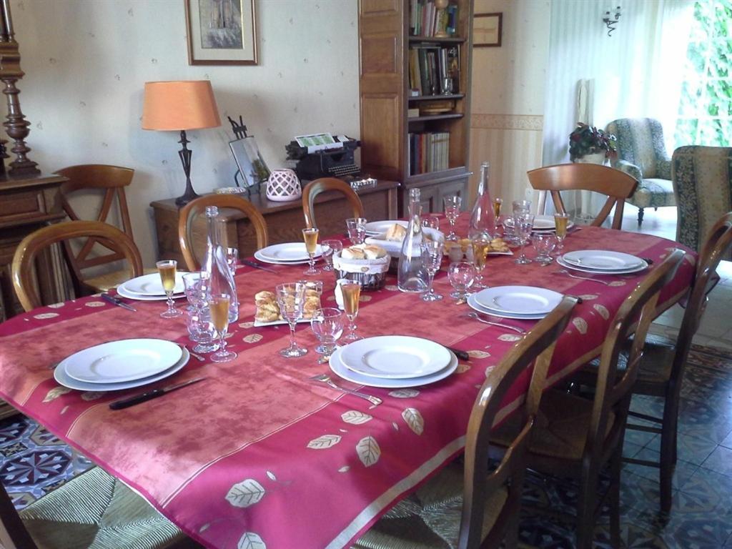 Au Pre Du Moulin Panzió Clamanges Kültér fotó
